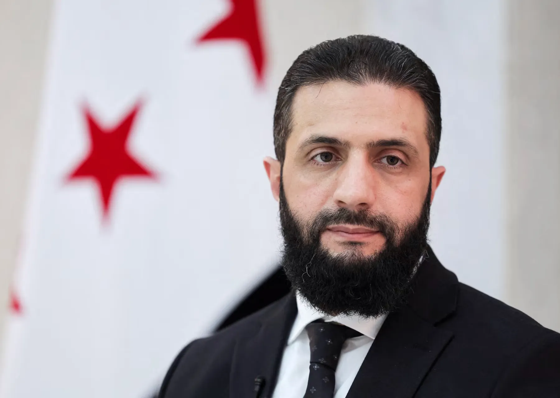قاسم يوسف: إيران ستحاول اغتيال الشرع واغتيالات في لبنان