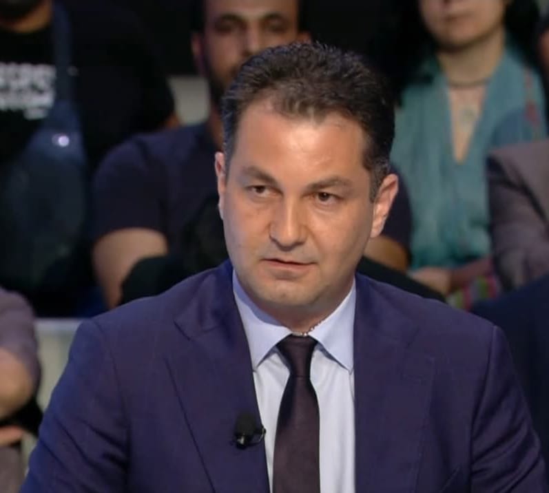 هشام بوناصيف يسخر من الموارنة التقليديين