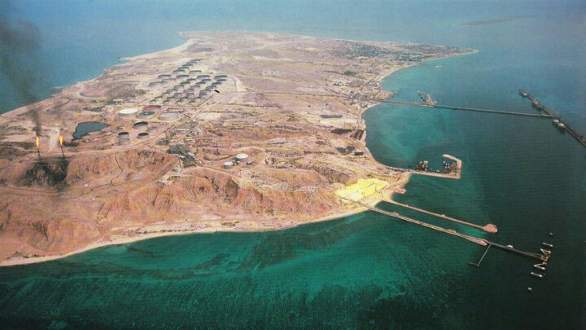 ناقلة غاز للهند تحاول عبور مضيق هرمز