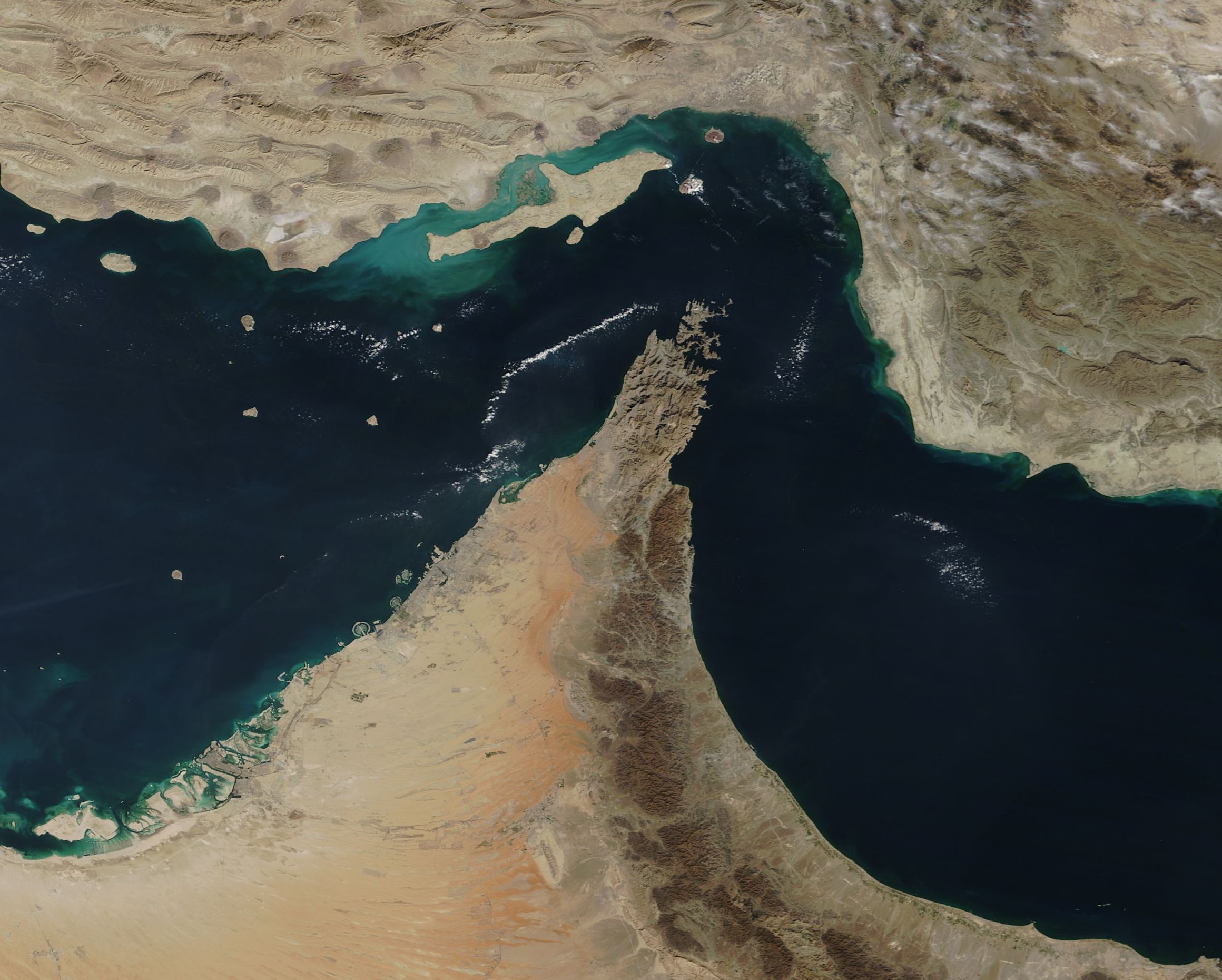 من هي الدول التي تضررت من اقفال هرمز؟