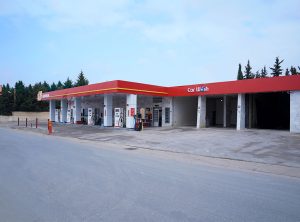 حزب الله, إسرائيل, الأمانة للمحروقات, الحرب الاقتصادية, لبنان, استهداف محطات الأمانة, تمويل حزب الله, القرض الحسن, المازوت الإيراني, اقتصاد لبنان.