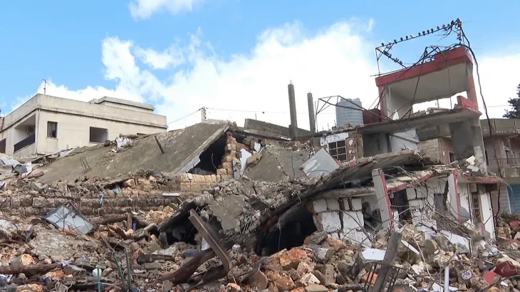 مسيرة اسرائيلية تستهدف سمحر بغارتين 3 %d8%b3%d8%ad%d9%85%d8%b1