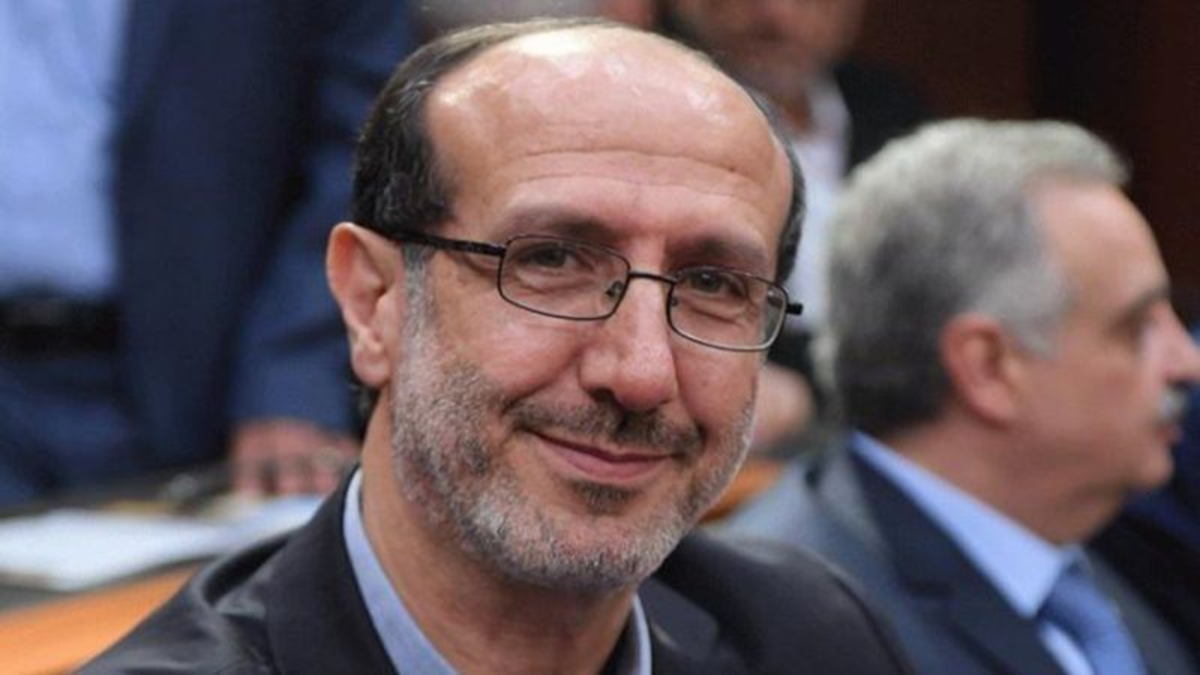 الموسوي: حزب الله سيلتزم بوقف إطلاق النار بشروط ويُشيد بالدور الإيراني