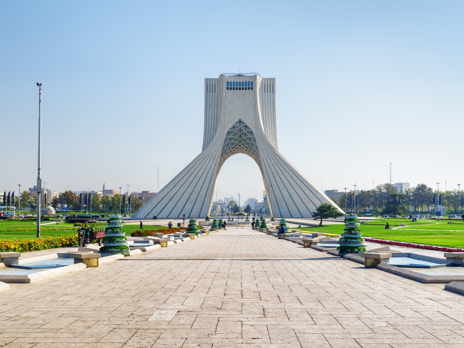 وساطة تقودها باكستان والصين: مقترح من خمس نقاط على طاولة طهران لتحقيق السلام