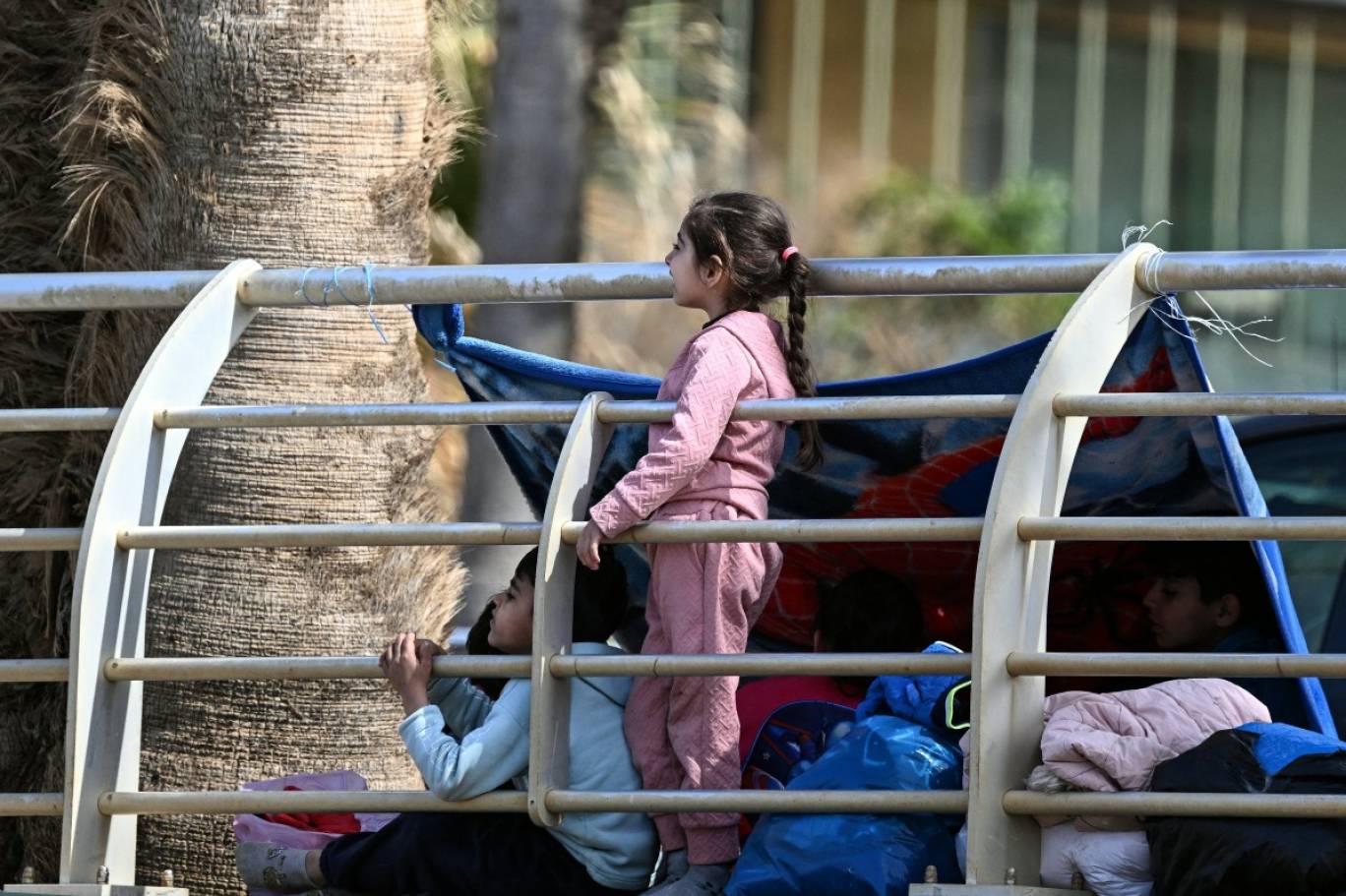 إدارة مخاطر الكوارث: أكثر من 124 ألف نازح في مراكز الإيواء وحصيلة الشهداء ترتفع إلى 2679