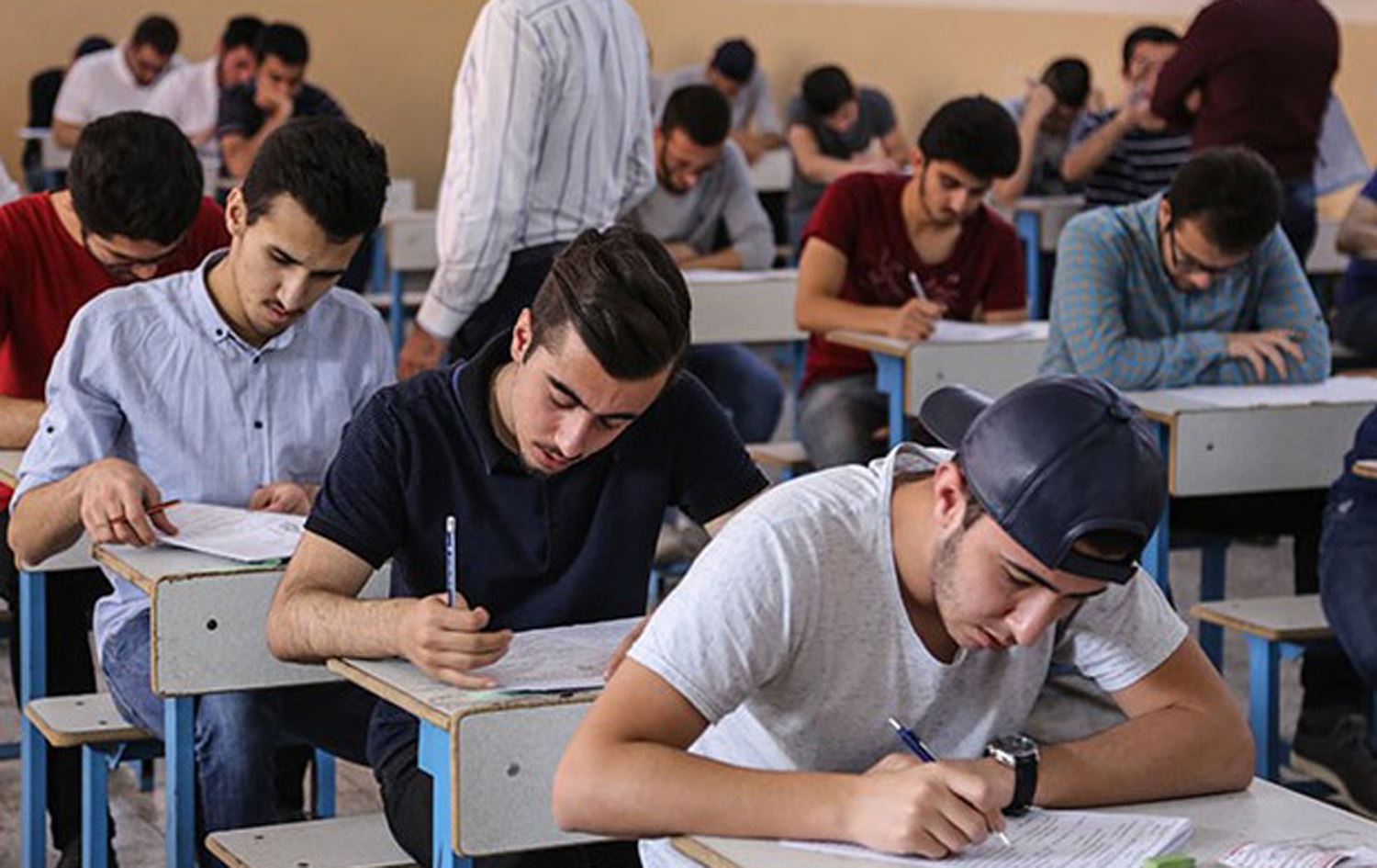 وزيرة التربية تتجه لإلغاء "البروفيه" وإقرار ثلاث دورات للثانوية العامة