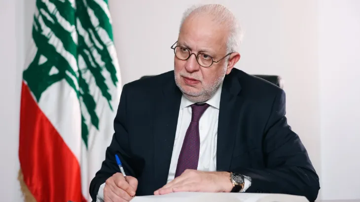 وزير العدل : إما المفاوضات أو نكون مائدة للآخرين 2 وزير العدل : إما المفاوضات أو نكون مائدة للآخرين
