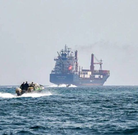 اشتباك بحري: نجاة سفينة شحن من هجوم مسلح قبالة اليمن