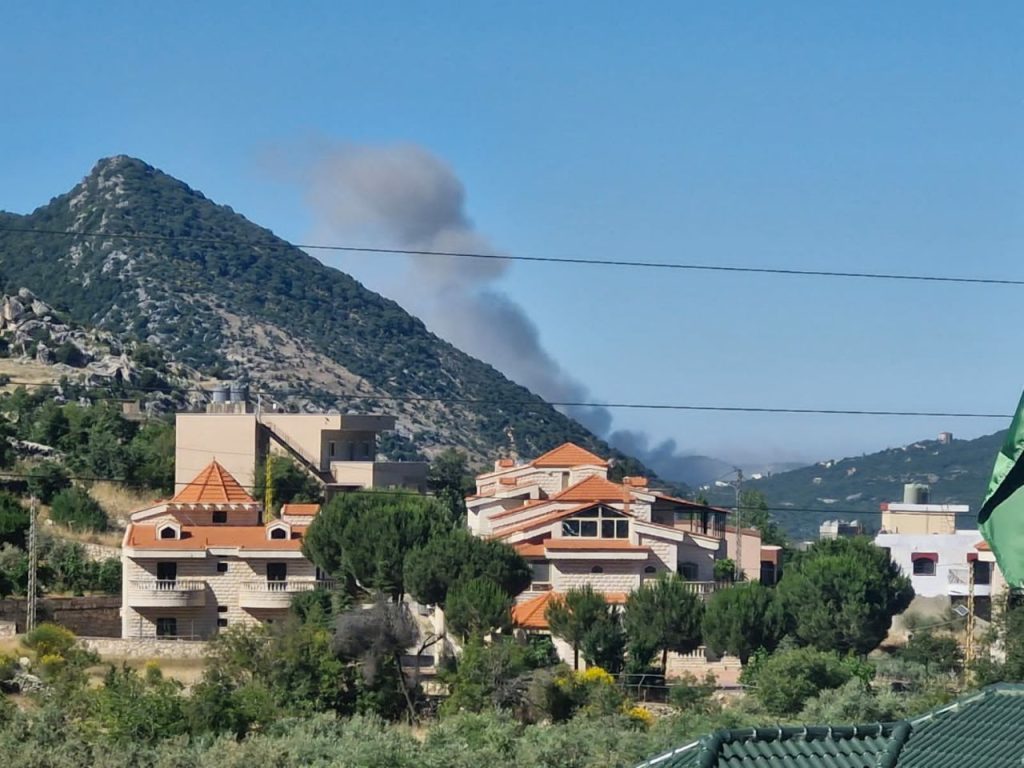 بالصور : 18 ضحية بجنوب لبنان في سلسلة غارات مكثفة
