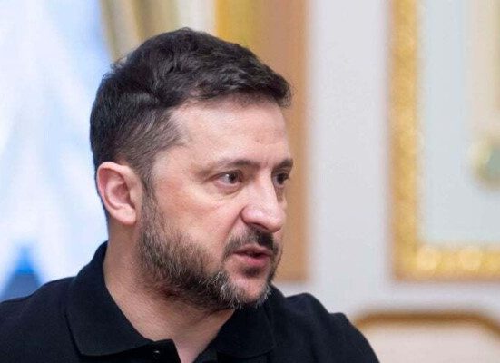 زيلينسكي يعرض على بوتين لقاءً لإنهاء الحرب ويحذر