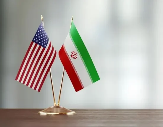 انطلاق مفاوضات واشنطن وطهران.. وباكستان: يوم للسلام