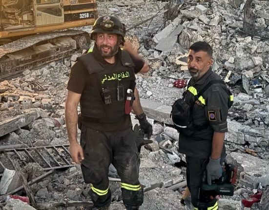 بالصور- الدفاع المدني في النبطية: انتشال 6 ضحايا وإسعاف 8 جرحى