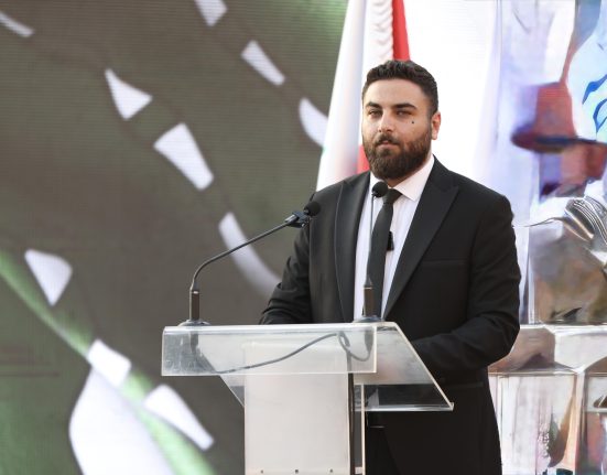 أسعد نمور: هكذا سلّحت إسرائيل "حزب الله" في حرب "الإخوة"