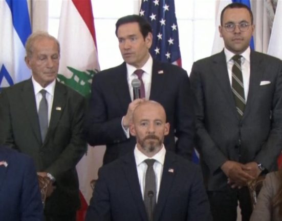 توقيع الاتفاق الإطاري بين لبنان وإسرائيل في واشنطن