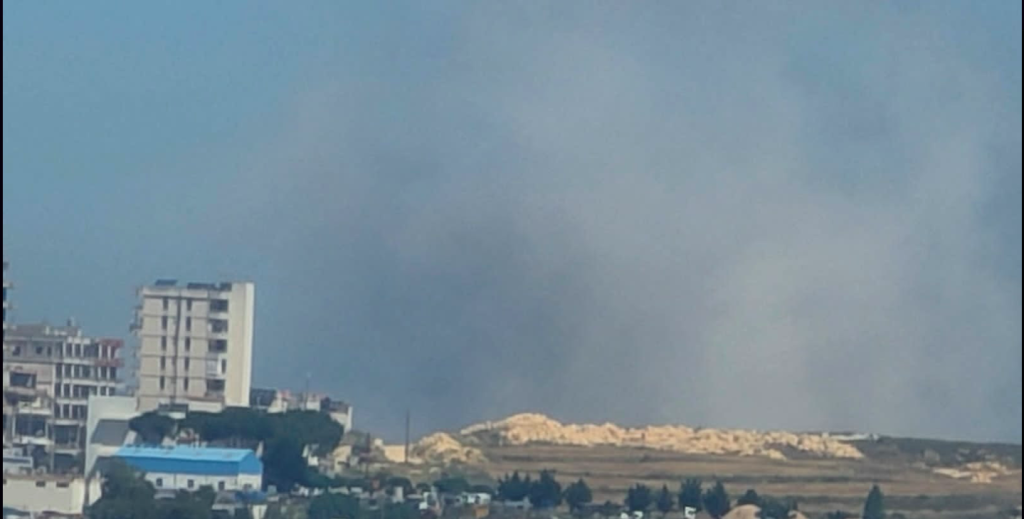 بالصورة : غارة جوية تستهدف بلدة دير الزهراني جنوب لبنان