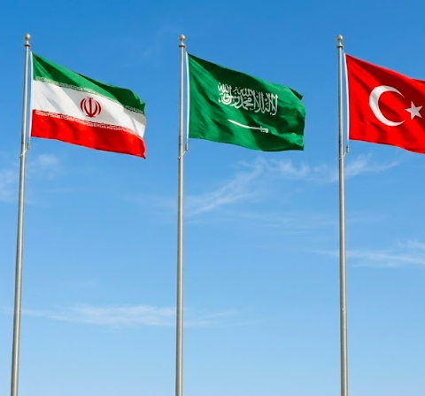اتصالات تركية سعودية مع طهران بعد الضربات الأمريكية