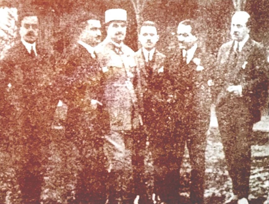 خاص_نادي الطيران اللبناني… من مهد الطيارين إلى ملهى للعب الورق