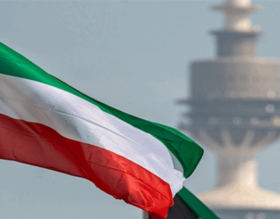 الكويت: تصدي دفاعات الجيش للأهداف وتحذير للمواطنين