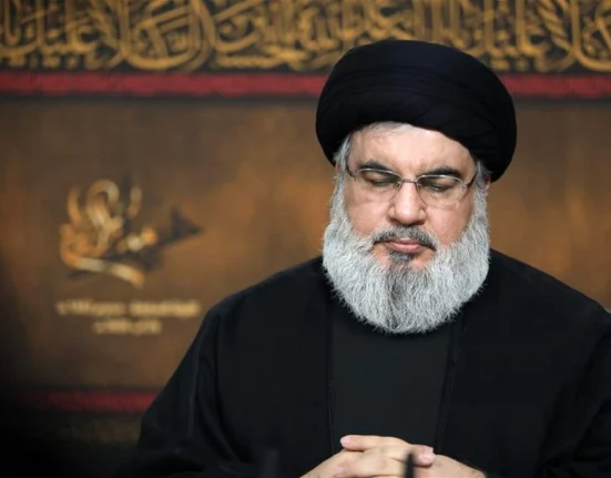 خفايا اغتيال نصر الله: عاش بشقة و83 قنبلة استهدفت ملجأه