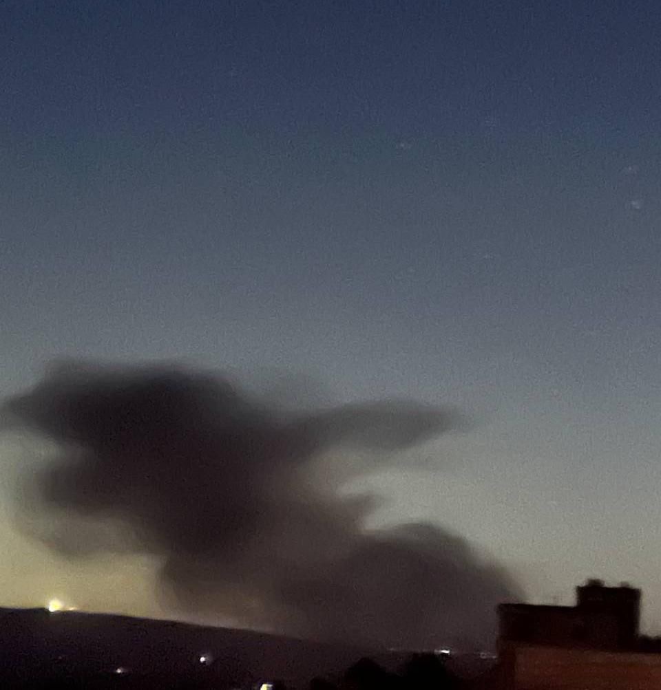 بالصورة- غارة على بلدة برعشيت وتفجير في كونين