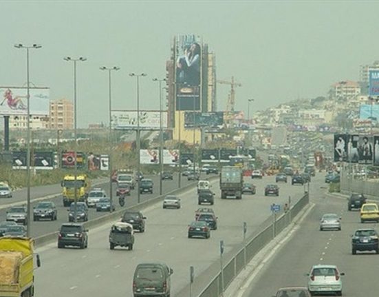 بالجرم المشهود.. توقيف مروج مخدرات في ضبية وضبط ممنوعات