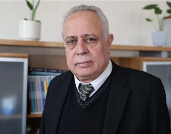 بـ 99 صوتاً.. انتخاب عبد الحميد العواك رئيساً لمجلس الشعب السوري