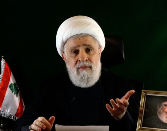المسائية- حزب الله معزول