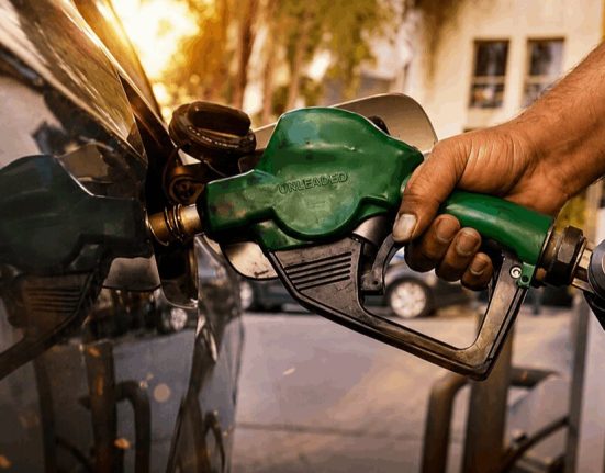 حقيقة أزمة البنزين في لبنان: أبو شقرا يحسم الجدل