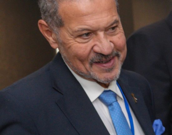 ياسر عباس يدعو لحماية الفلسطينيين ومحاسبة اسرائيل
