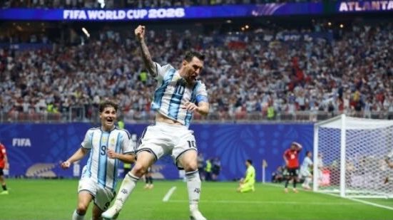 الأرجنتين تقلب الطاولة على مصر وتتأهل لربع نهائي مونديال 2026