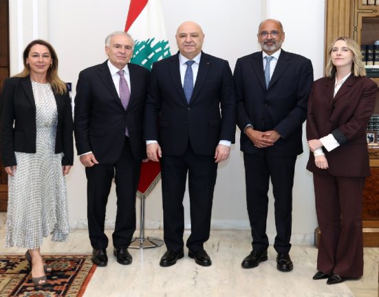 الرئيس عون يبحث مع المبعوث الأممي تثبيت وقف النار