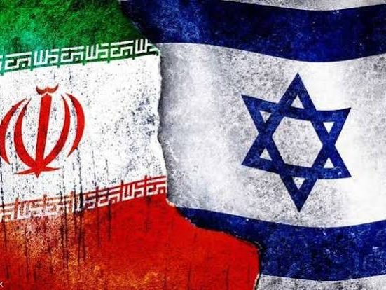 خطط إسرائيلية جاهزة لضرب البنية التحتية في إيران